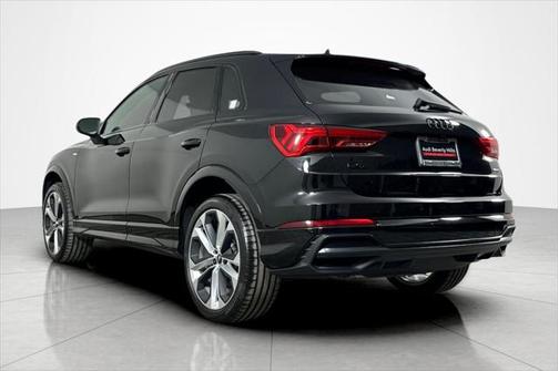 2022 Audi Q3 45 S line Premium Plus