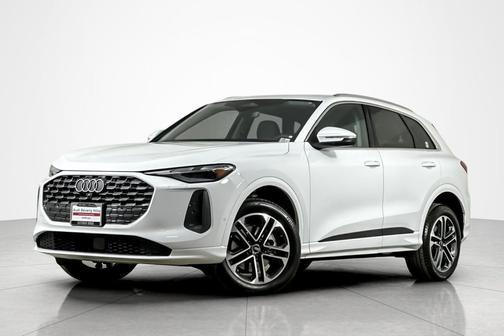 2025 Audi Q5 Premium TFSI quattro S tronic