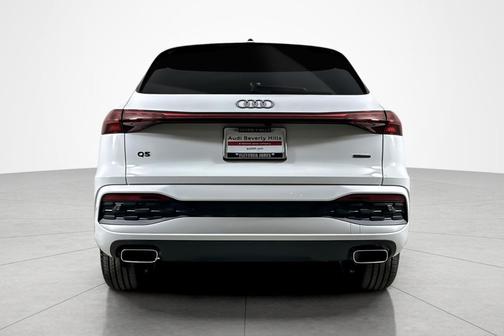 2025 Audi Q5 Premium TFSI quattro S tronic