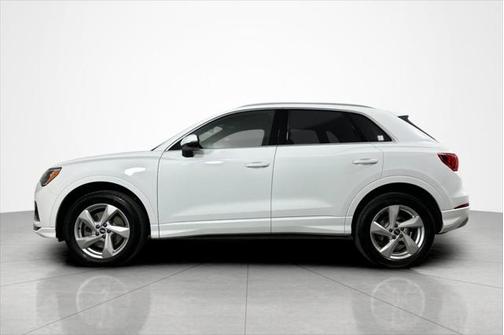 2022 Audi Q3 40 Premium