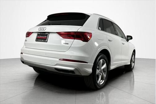 2022 Audi Q3 40 Premium