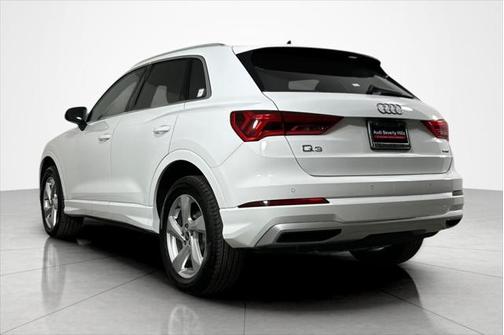 2022 Audi Q3 40 Premium