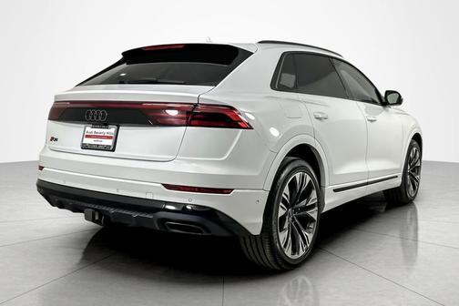 2024 Audi Q8 55 Premium Plus