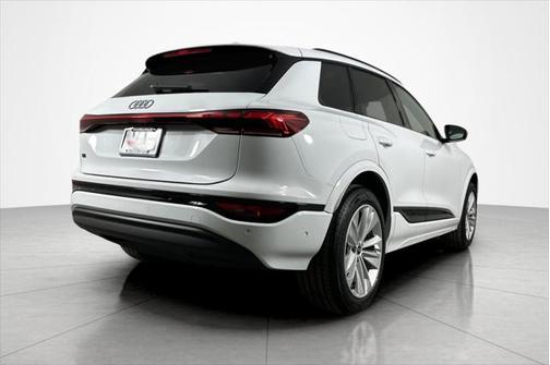 2025 Audi Q6 e-tron Premium