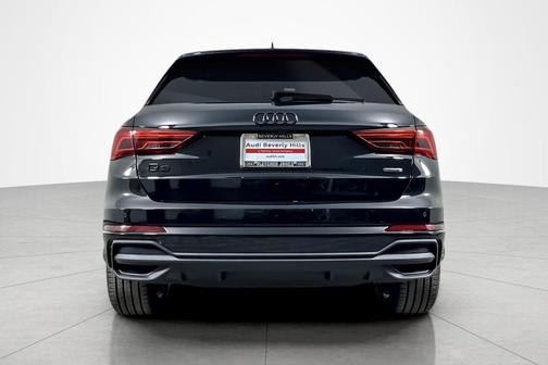 2025 Audi Q3 45 S line Premium Plus