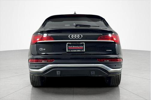 2022 Audi Q5 45 S line Premium