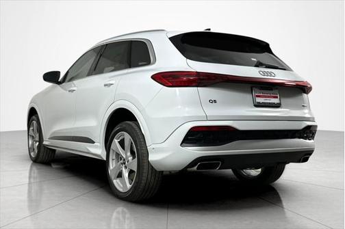 2025 Audi Q5 Premium Plus