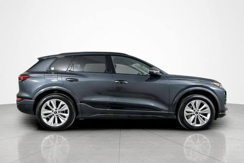 2025 Audi Q6 e-tron Premium