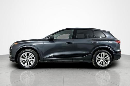 2025 Audi Q6 e-tron Premium