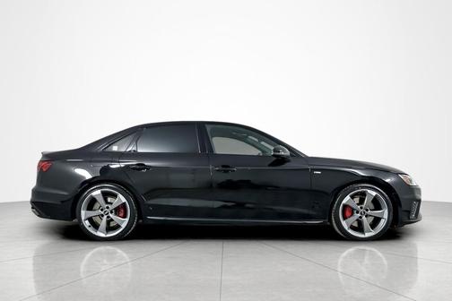 2024 Audi A4 45 S line Premium Plus