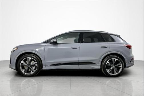 2025 Audi Q4 e-tron Premium 55 quattro