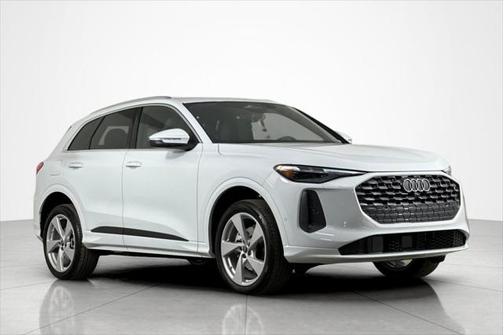 2025 Audi Q5 Premium Plus