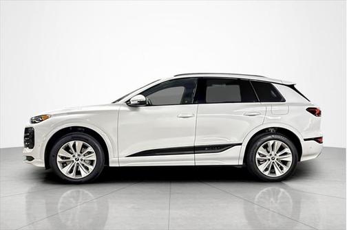 2025 Audi Q6 e-tron Premium