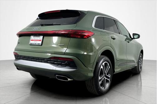 2025 Audi Q5 Premium