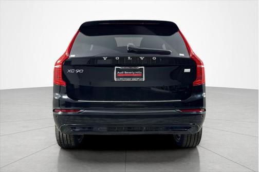 2022 Volvo XC90 Recharge Plug-In Hybrid T8 R-Design 7 Passenger