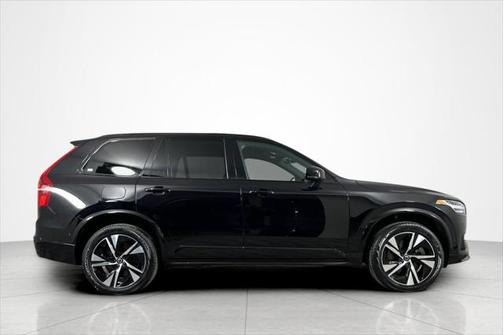2022 Volvo XC90 Recharge Plug-In Hybrid T8 R-Design 7 Passenger