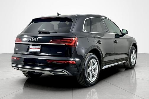 2023 Audi Q5 40 Premium