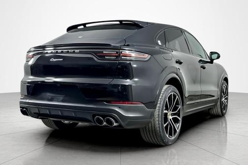 Black 2023 Porsche Cayenne Platinum Edition