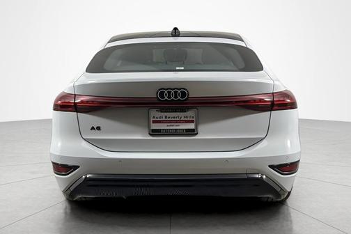 Glacier White Metallic 2025 Audi A6 e-tron Premium Plus