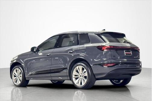 2025 Audi Q6 e-tron Premium