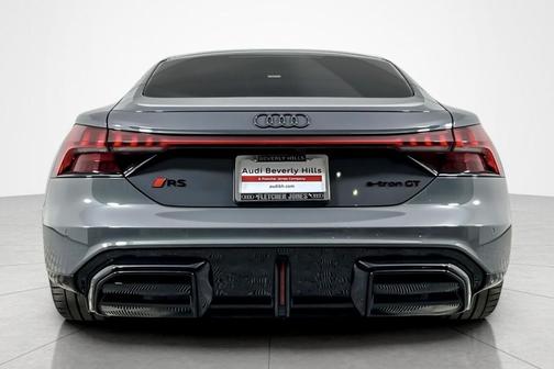 2025 Audi RS e-tron GT performance