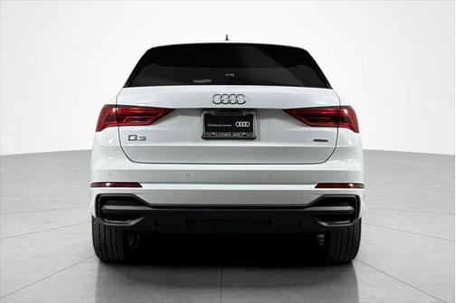 2024 Audi Q3 Premium 45 TFSI S line quattro Tiptronic
