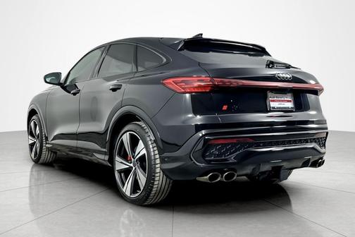 Mythos Black Metallic 2026 Audi SQ5 3.0T Premium Plus