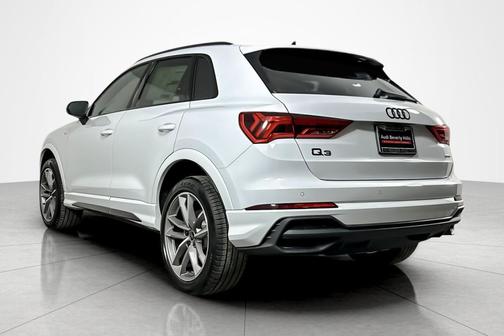 2025 Audi Q3 45 S line Premium Plus