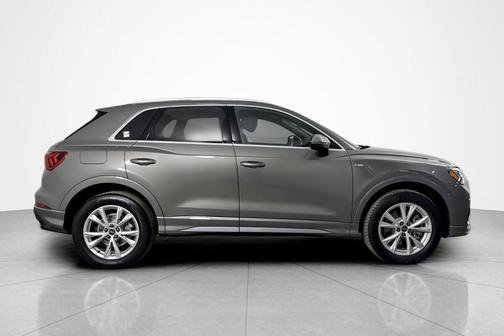 2022 Audi Q3 45 S line Premium Plus