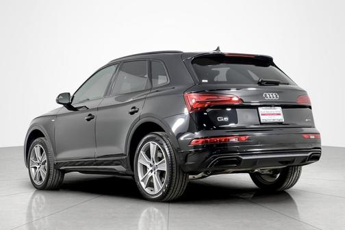 2025 Audi Q5 45 S line Premium