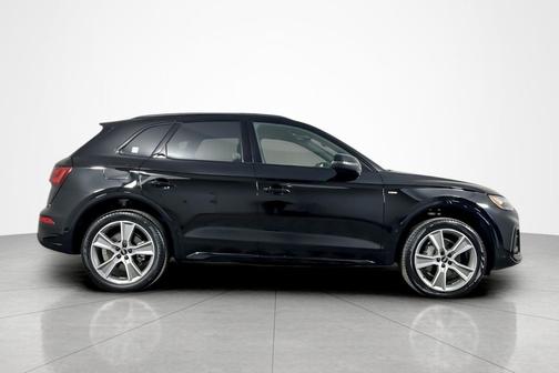 2025 Audi Q5 45 S line Premium
