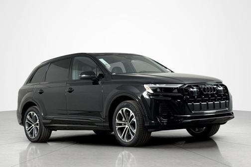 Mythos Black Metallic 2026 Audi Q7 45 Premium
