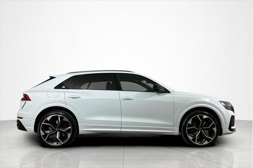2024 Audi RS Q8 4.0T