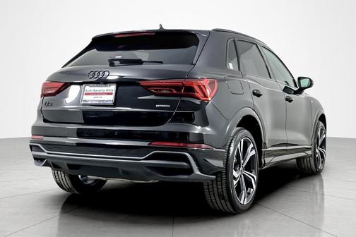 2023 Audi Q3 45 S line Premium Plus