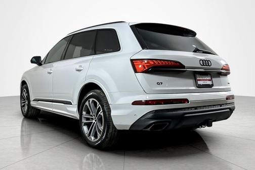 2026 Audi Q7 55 Premium