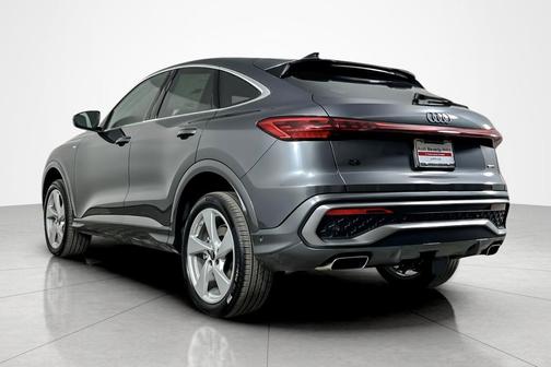 2025 Audi Q5 Sportback Premium Plus