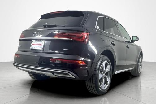 2023 Audi Q5 40 Premium Plus