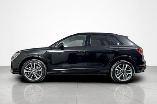2023 Audi Q3 Premium 45 TFSI S line quattro Tiptronic