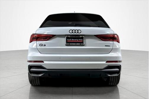 2025 Audi Q3 45 S line Premium Plus