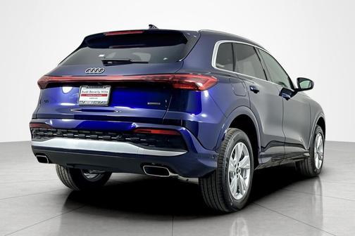 2025 Audi Q5 Premium