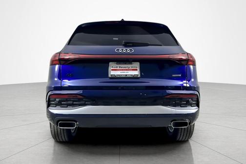 2025 Audi Q5 Premium