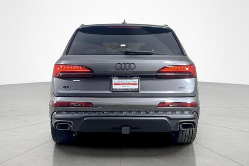 2026 Audi Q7 55 Premium Plus
