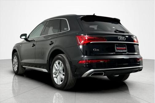 2022 Audi Q5 45 S line Premium