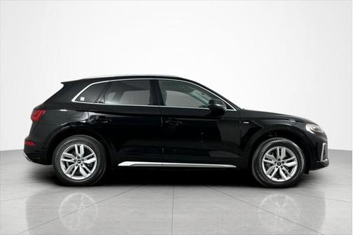 2022 Audi Q5 45 S line Premium