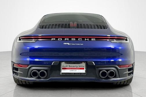 2020 Porsche 911 Carrera