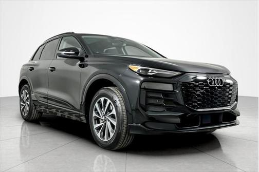 2025 Audi Q6 e-tron Premium quattro