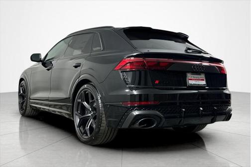 2025 Audi RS Q8 4.0T
