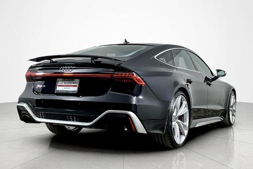 2022 Audi RS 7 4.0T