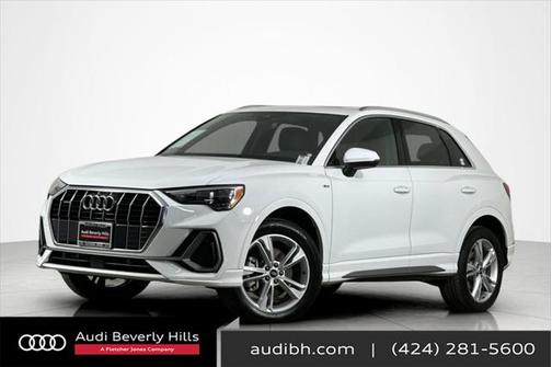 2022 Audi Q3 45 S line Premium