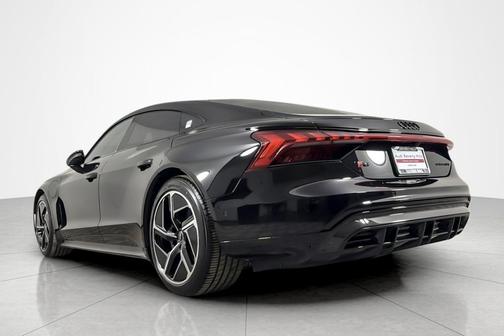 2024 Audi RS e-tron GT quattro